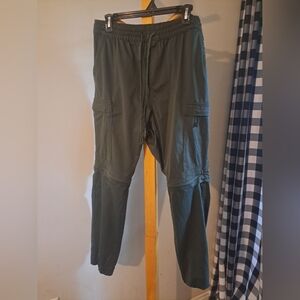 Mountain Ridge Men's Green Cargo Pants With Zip Offs